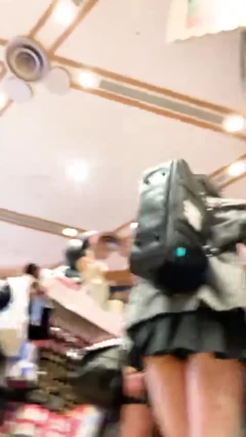 出会系美女口肉厚 出会系美女口肉厚